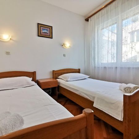 Da Vinko Beach Apartments สปลิท ภายนอก รูปภาพ