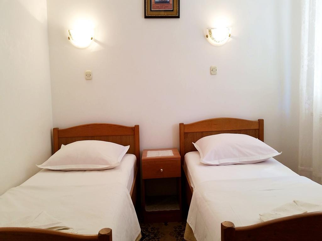 Da Vinko Beach Apartments สปลิท ภายนอก รูปภาพ