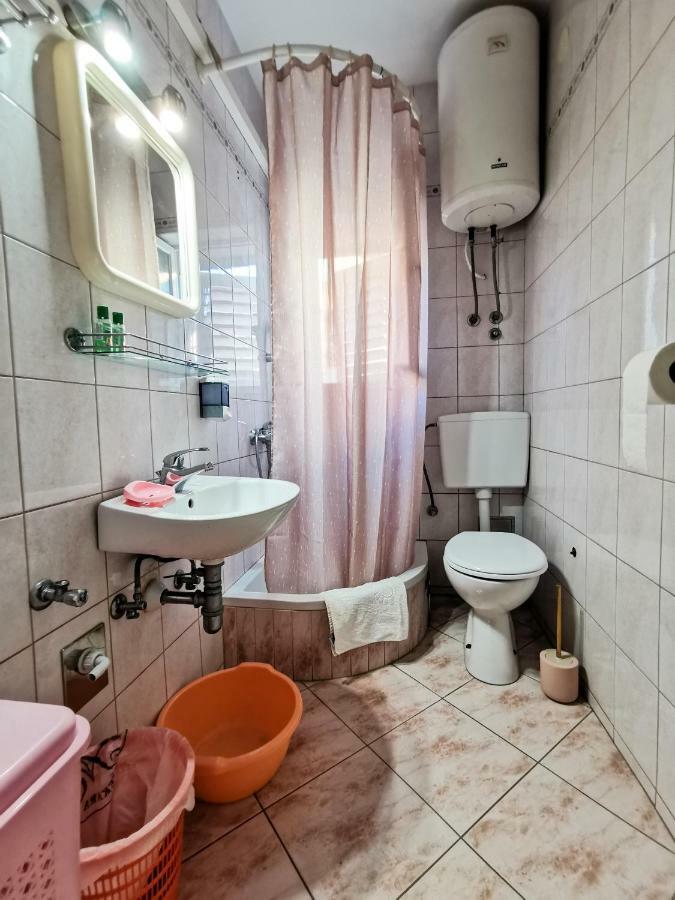 Da Vinko Beach Apartments สปลิท ภายนอก รูปภาพ